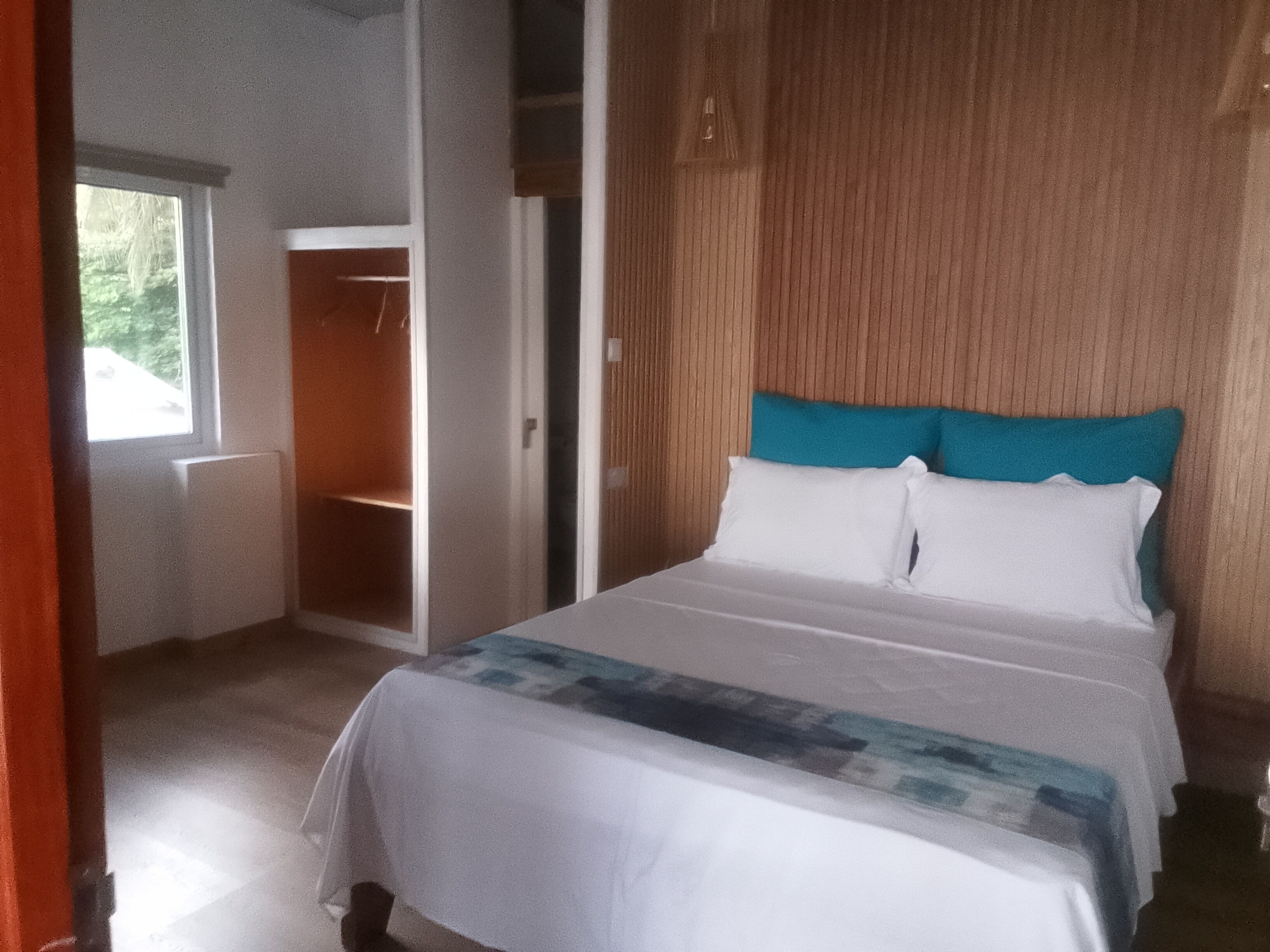 Deluxe Double Room, Balcony, Sea View | In-room safe, iron/ironing board, free WiFi