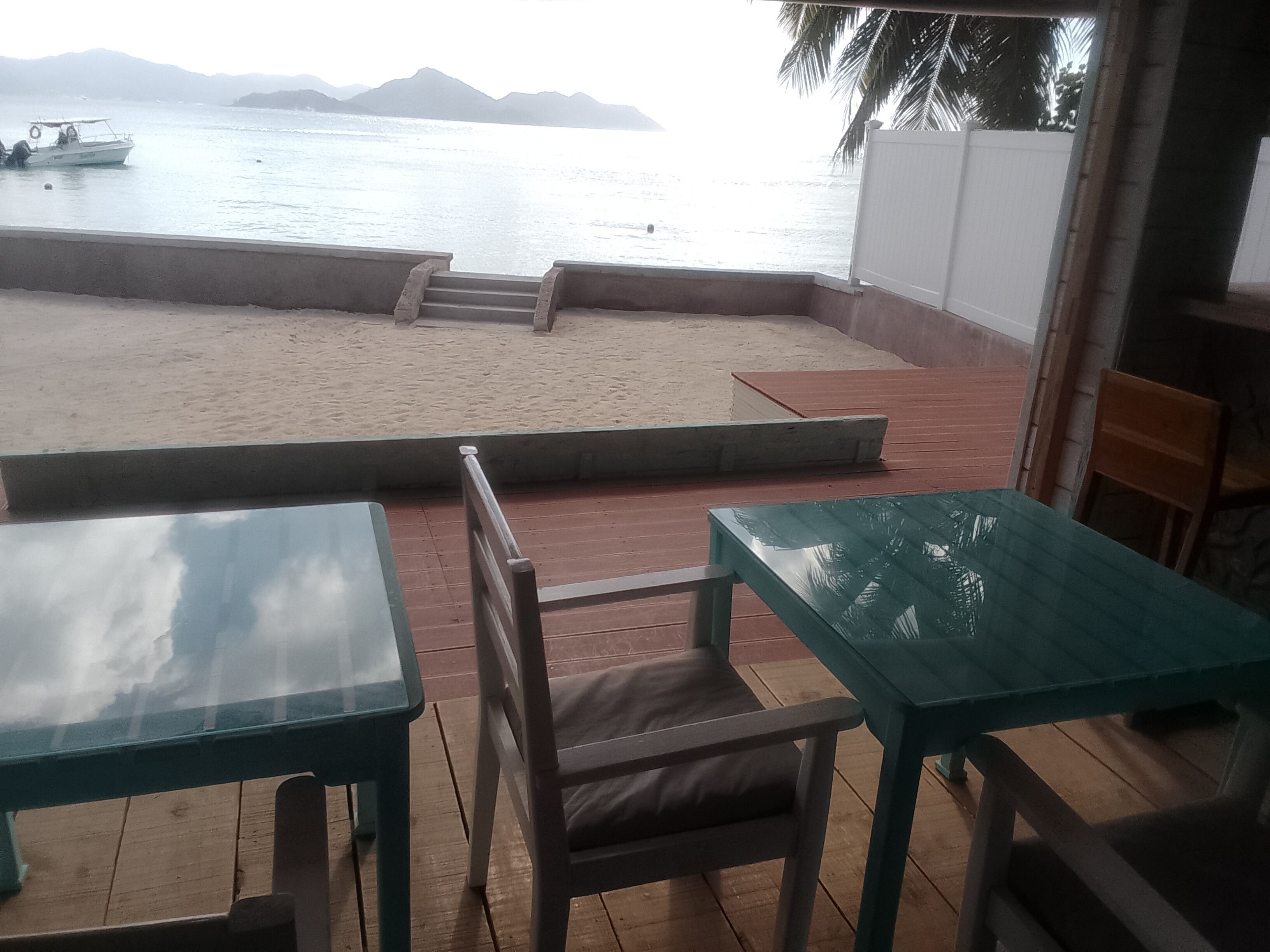 Tempat makan outdoor