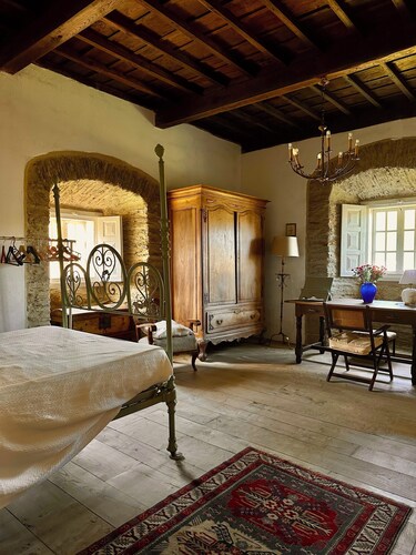Pazo de Cedofeita (Ribadeo). Historical house of the XVI century, with private property.