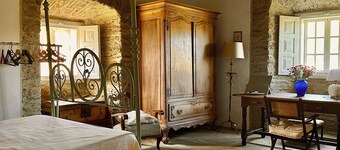 Pazo de Cedofeita (Ribadeo). Historical house of the XVI century, with private property.
