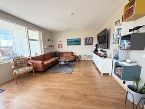 Living area - Modern and family friendly apartment in Kópavogur (Kópavogur)