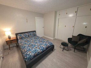 3 habitaciones, tabla de planchar con plancha y wifi gratis 
