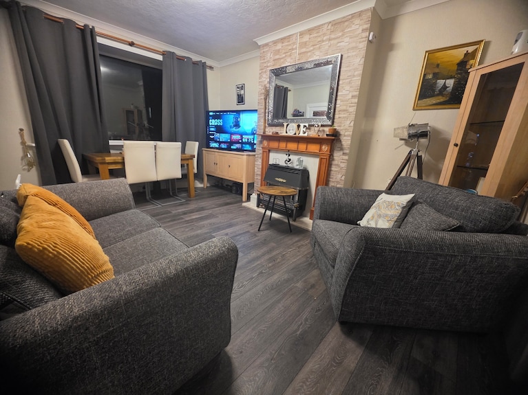 Spacious 3-bed Edinburgh Stay Near City Centre With Free Parking - Édimbourg