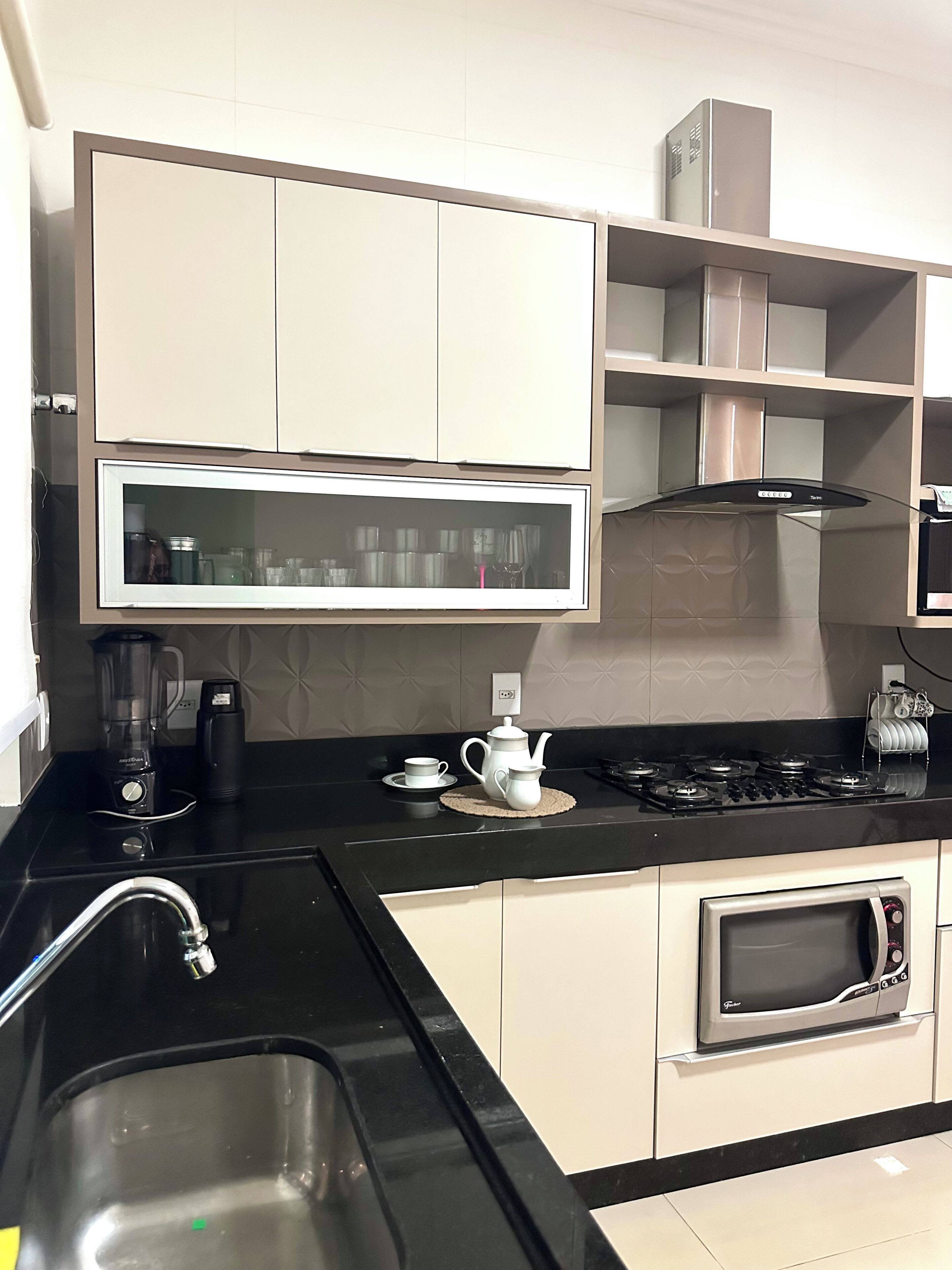 House, 3 Bedrooms, Private Pool | Private kitchen