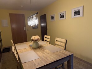 Dining - Apartment Blankenburg Harz, HARZTRAUM for 4 persons, old town, WLAN, parking lot (Blankenburg (Harz))