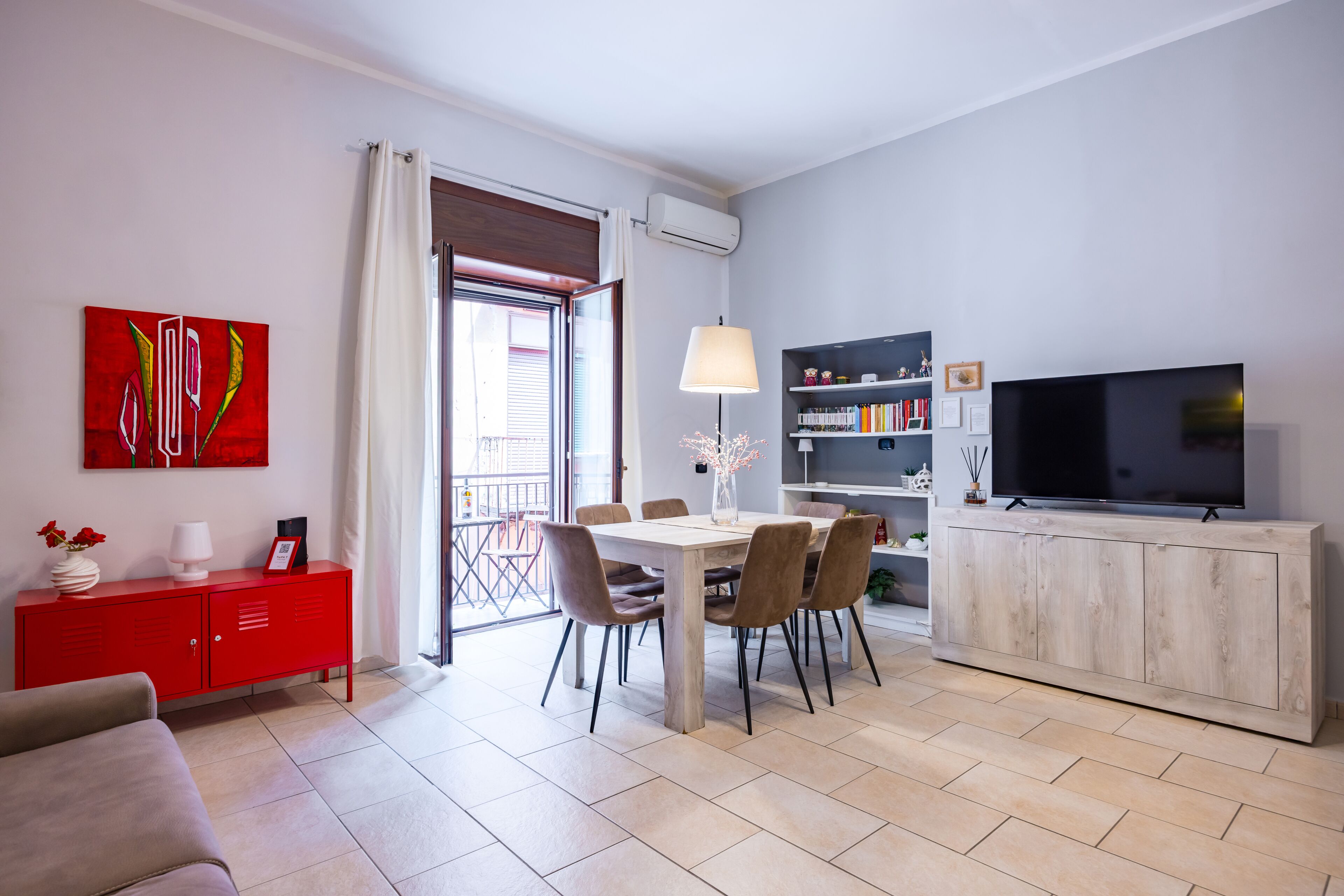 Leilighet (2 Bedrooms) | Oppholdsområde
