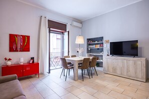 Leilighet (2 Bedrooms) | Oppholdsområde
