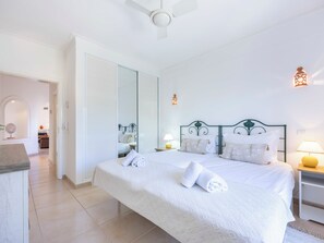 Room - Casa Alandra - Balcony Apartment on Golf Resort (Carvoeiro)
