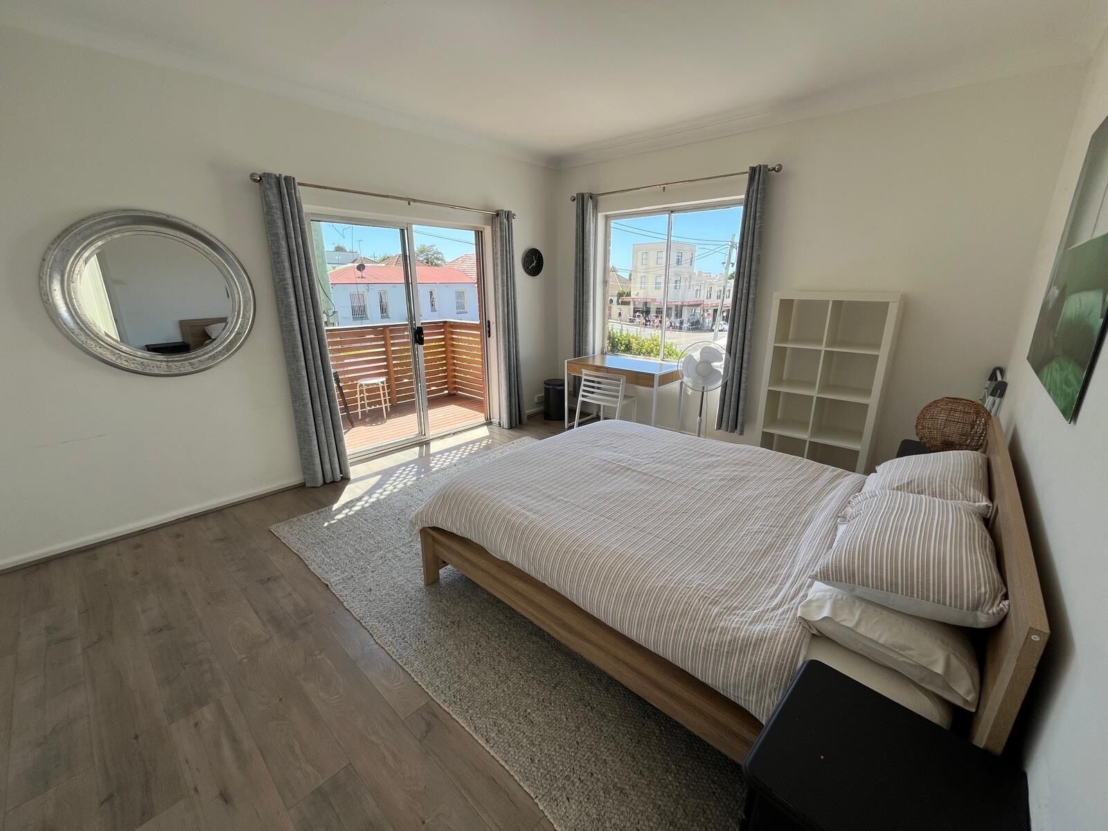 4 bedrooms, iron/ironing board, free WiFi, bed sheets