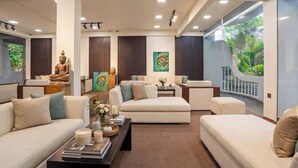 Khu sảnh