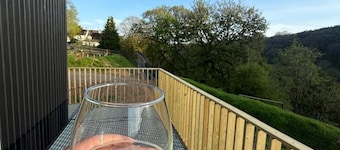 Cosy Welsh Glamping Escape at Bumblebee Lodge