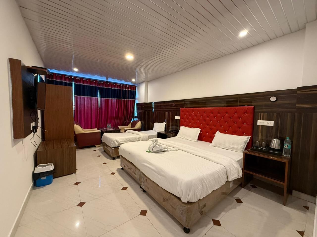 Family Room | Free WiFi
