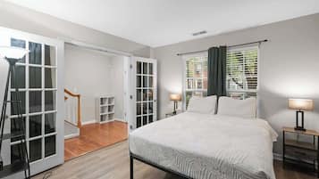 3 bedrooms, iron/ironing board, travel crib, WiFi