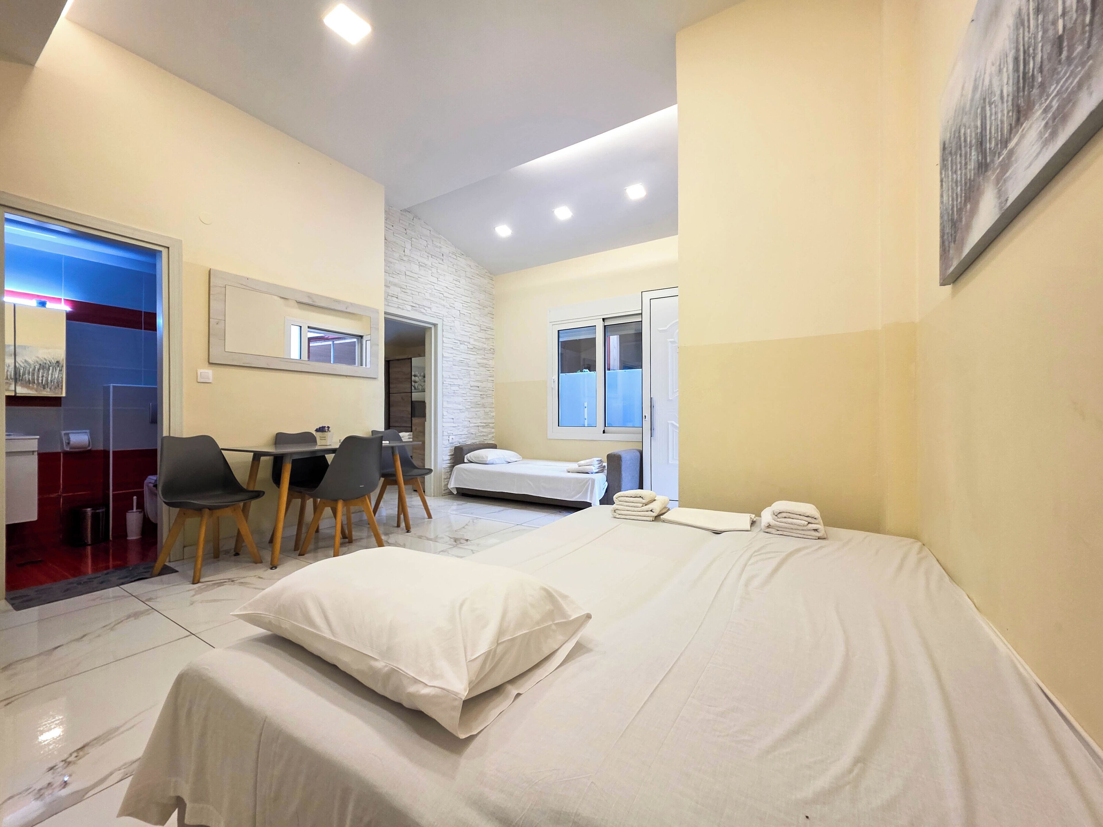 1 chambre, accès Internet, draps fournis