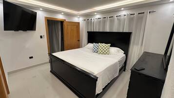 3 bedrooms, WiFi, bed sheets