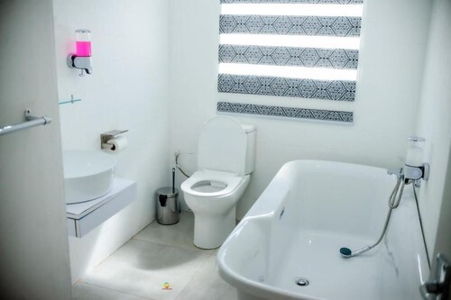 Room-makay's Guests House