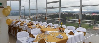 Hotel Angasmayo