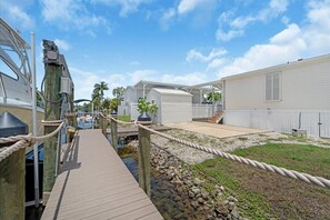 Property grounds - Fish, Boat & Relax-Direct Access Canal Home Near Top Fishing Spots (Punta Gorda)