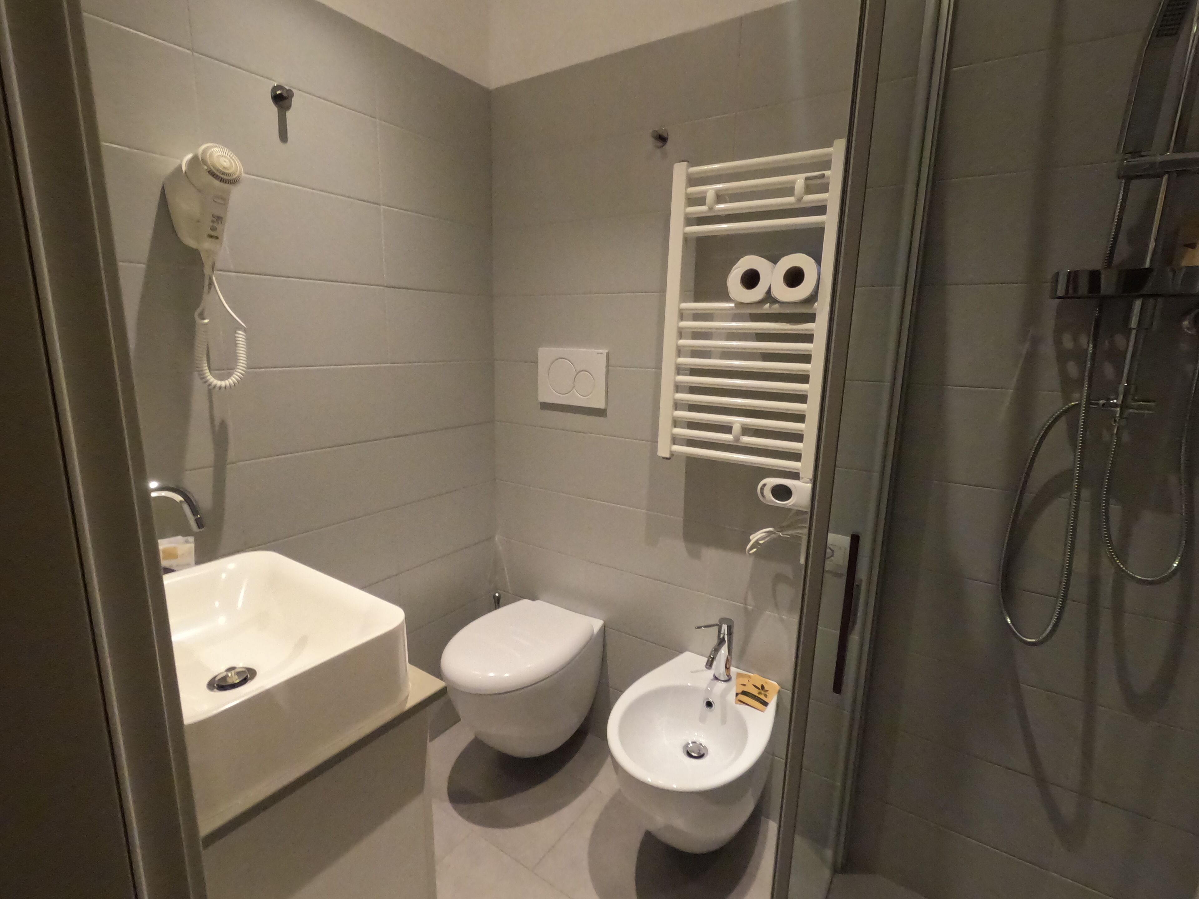 Chambre Triple Supérieure | Salle de bain