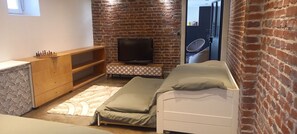 Bed sheets - Vrbo Property (Chessy)