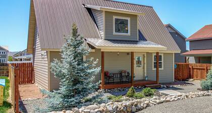 Shuttle to Crested Butte! 2-unit Gunnison Retreat