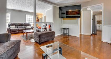 Centrally Located Fayetteville Home: Deck + Yard
