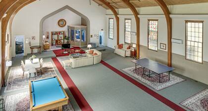 Walk to Clear Lake: 2-unit Church Combo Stay!