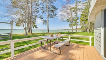 House (3 Bedrooms) | Front of property