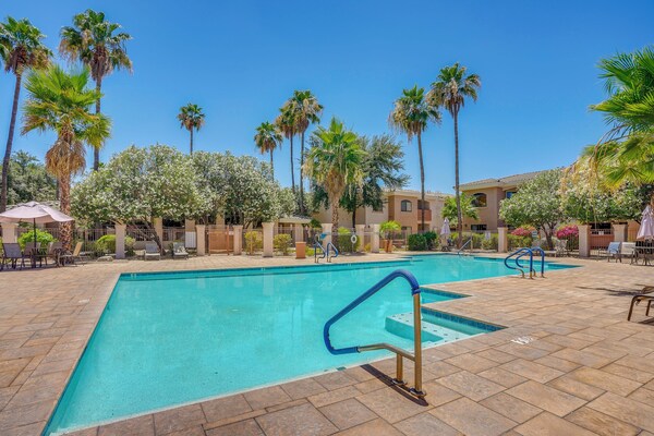 Condo Near Stadiums, Westgate Shops & Hospitals! - Avondale, AZ