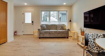 Dual Cottage Property: Walk to Dtwn Northfield!