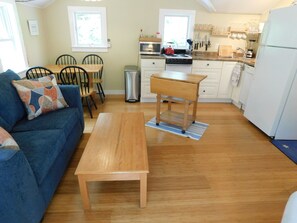 Interior - Sweet Cape Cod cottage, close to Mayo Beach and Powers Landing (CS0053) (Wellfleet)