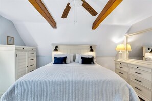 Bügeleisen/Bügelbrett, kostenloses WLAN, Bettwäsche