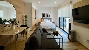 Ảnh chưa phân loại, 5 trong số 16 ảnh, nút