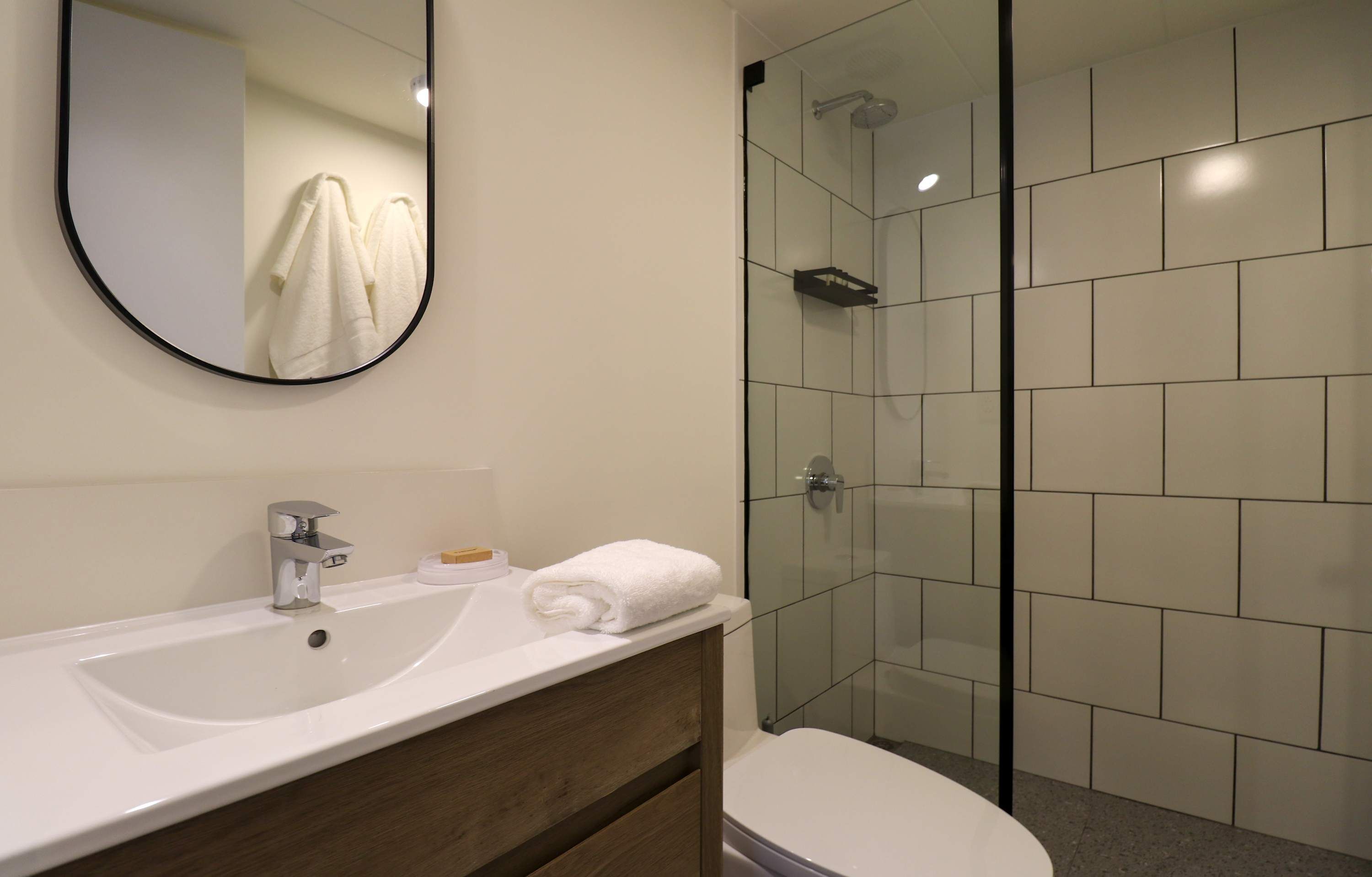 2 bedrooms, Internet