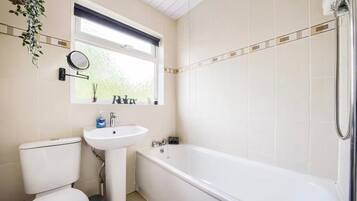 Ensemble douche/baignoire, baignoire relaxante profonde, sĂšche-cheveux