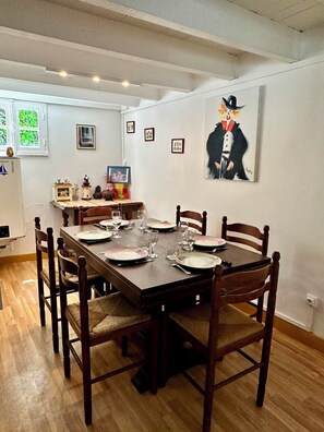 Dining - Jolie maison typique 2ème ligne avec jardin à Capbreton (Capbreton)