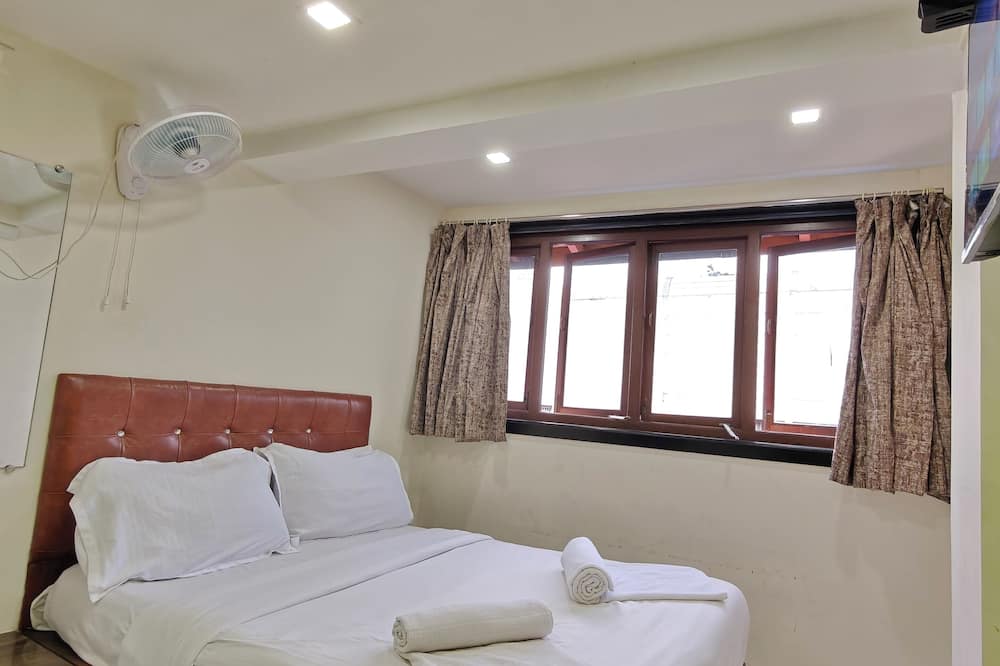 Sadguru Lodge Near Tata Hospital