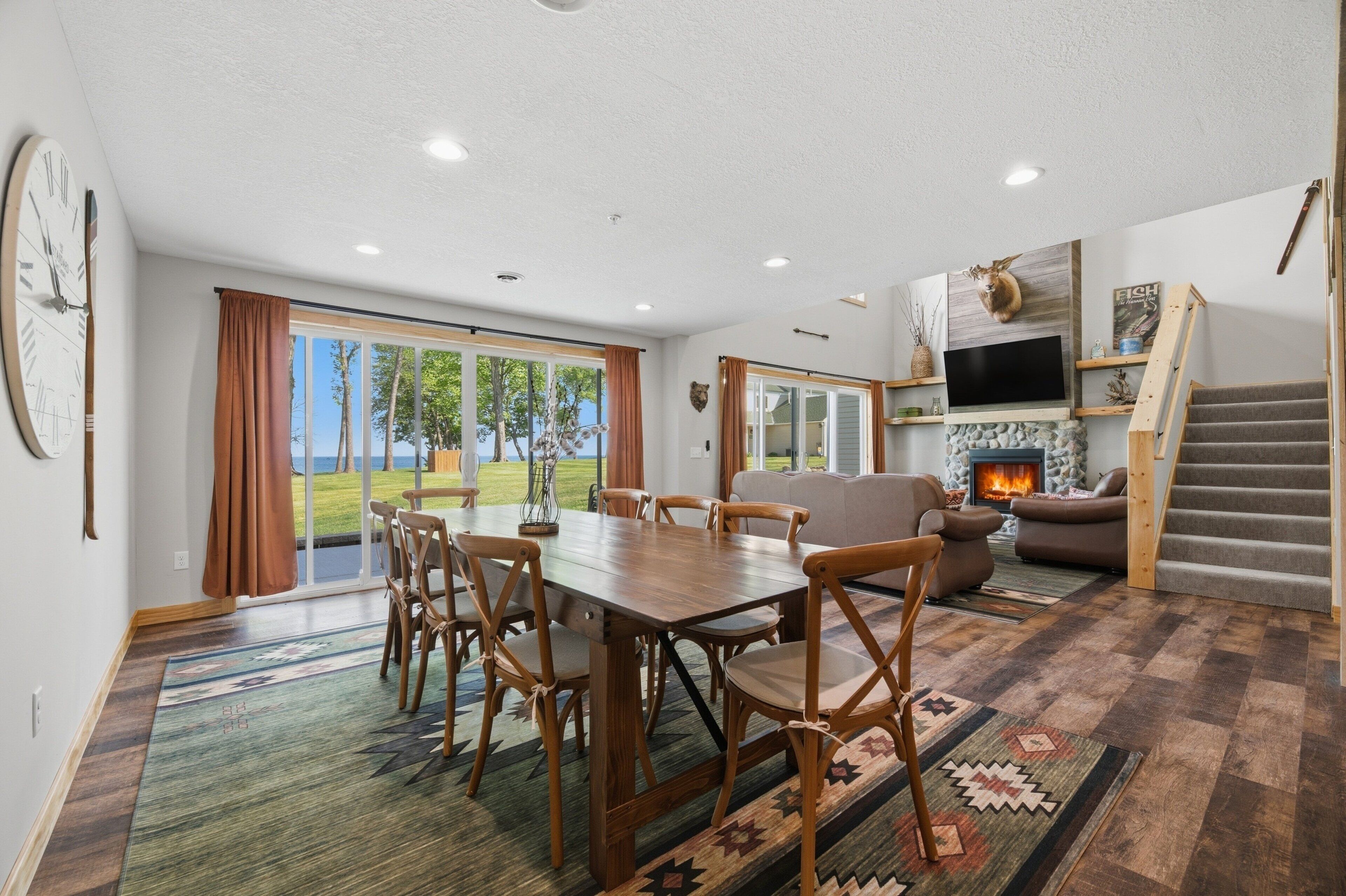 House, 3 Bedrooms | Dining