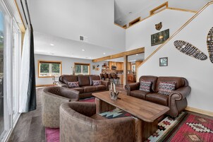 House, 3 Bedrooms | Living area | Smart TV, streaming services