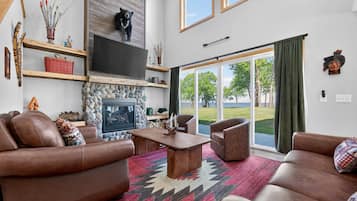 House, 3 Bedrooms | Living area