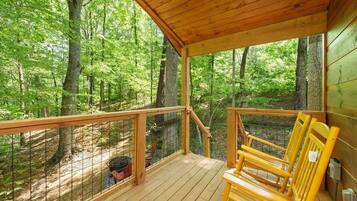 Cabin, 1 Bedroom | Property grounds