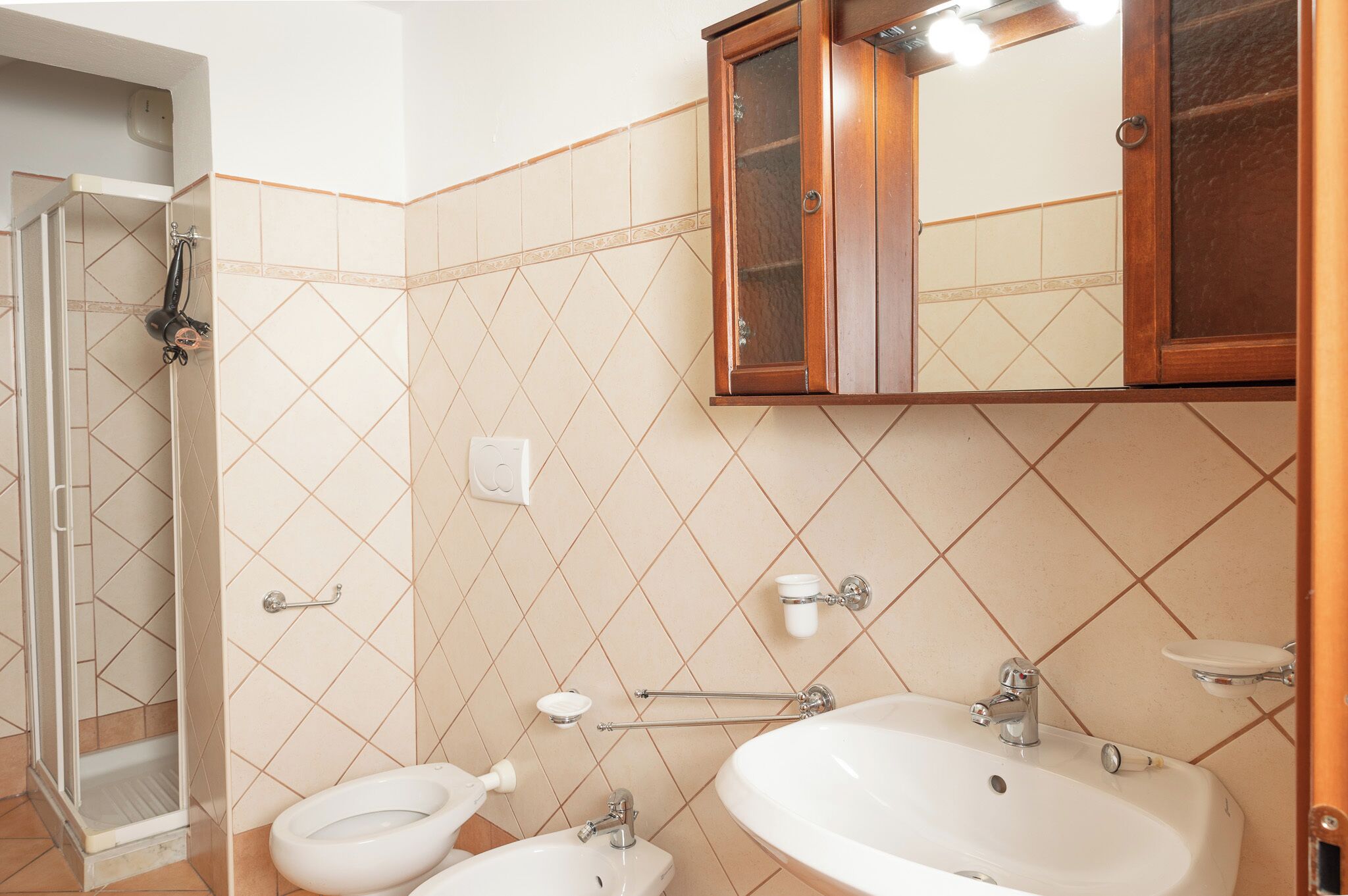 Apartment, Balcony, Sea View | Bathroom | Hair dryer, towels, soap, shampoo