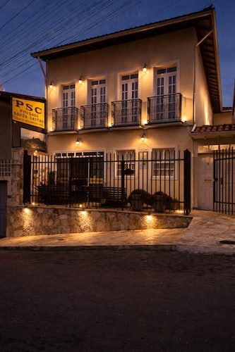 Pousada Souza castro Ltda 