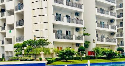 Nature Abode Rejuvenating 2BHK Central Park Flower Valley ,Gurugram