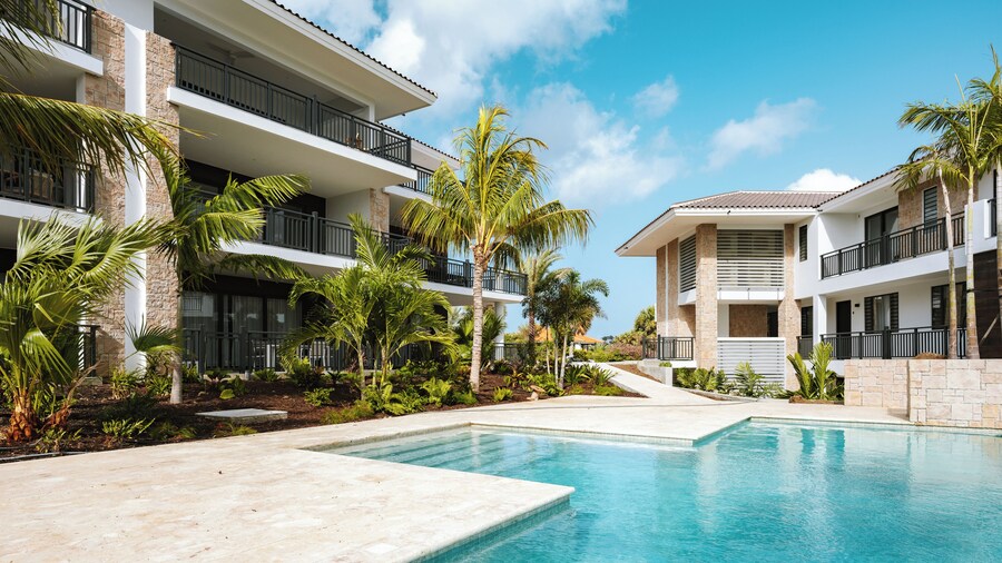 The Breeze -Blue Bay Golf & Beach Resort
