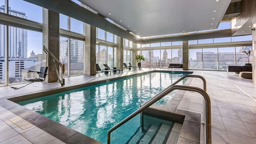 Landing Furnished Apartments MKE - East Town
