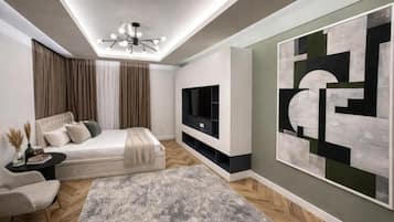 In-room safe, soundproofing, iron/ironing board, free WiFi