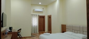The Grand Inn Resort