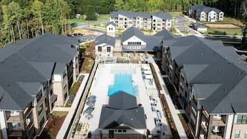 Seasonal outdoor pool