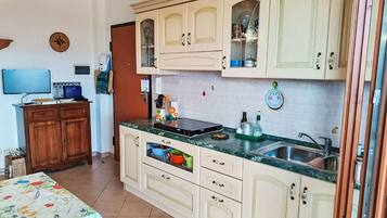 Oven, highchair